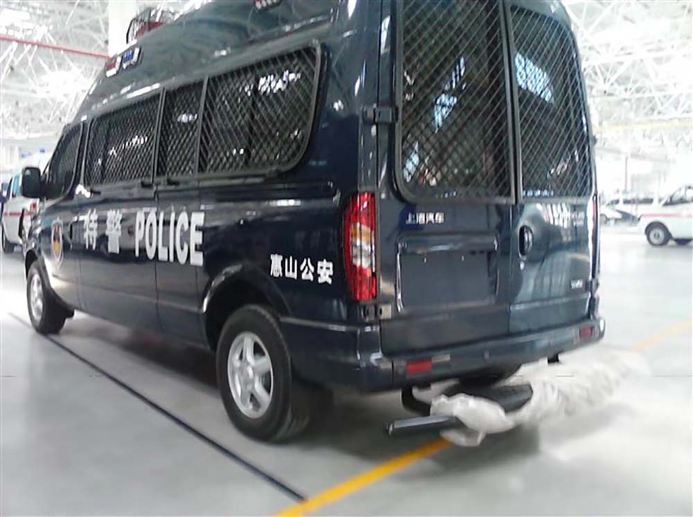 警车