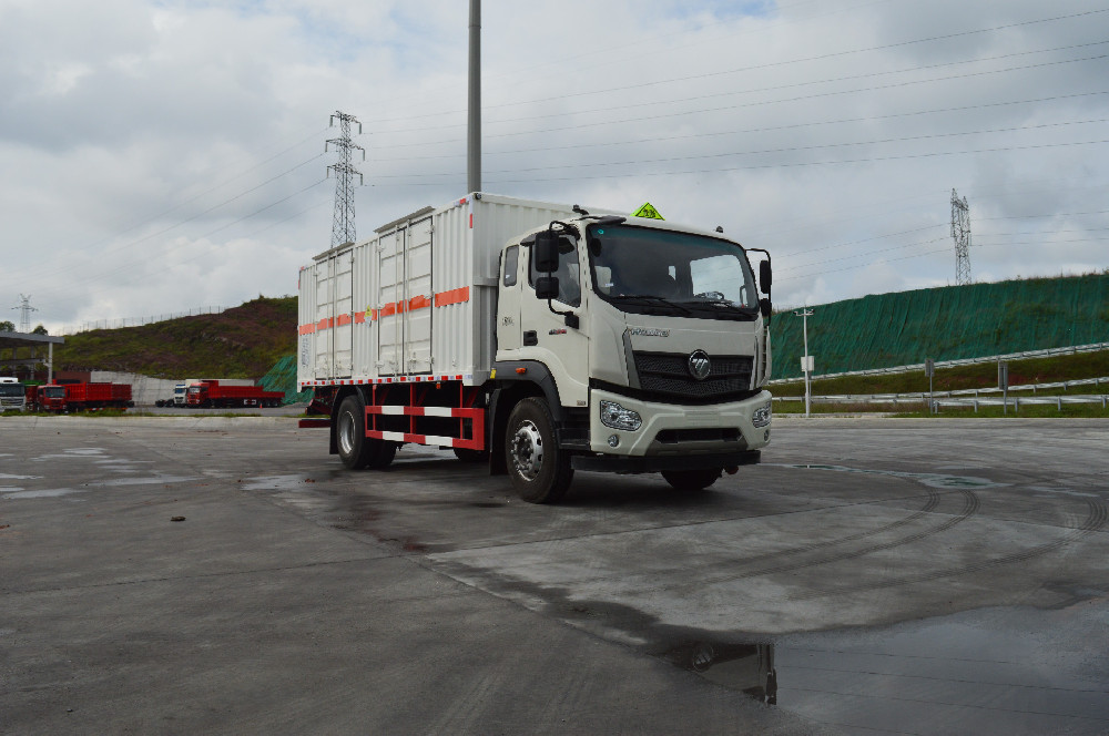 SQH5187XFSB6腐蚀性物品厢式运输车